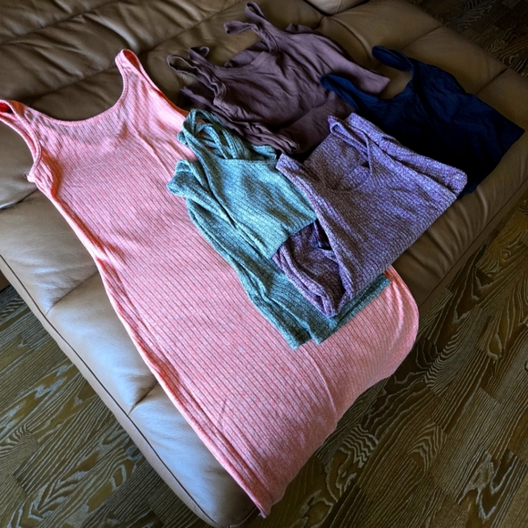 Summer casual tank dresses (Sizes M-L) - Picture 1 of 2